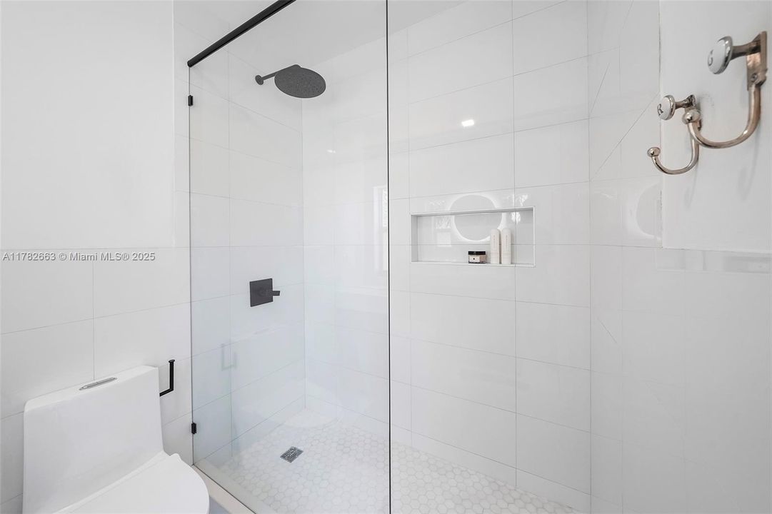 For Sale: $4,747,000 (4 beds, 4 baths, 2846 Square Feet)