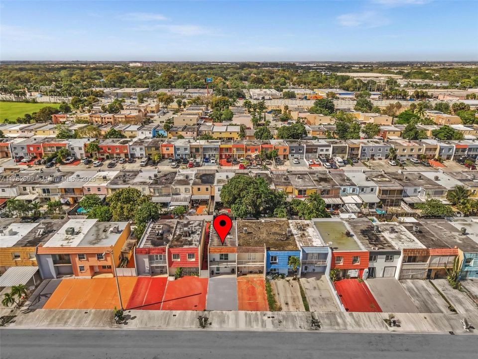 Недавно продано: $399,997 (2 спален, 1 ванн, 1278 Квадратных фут)