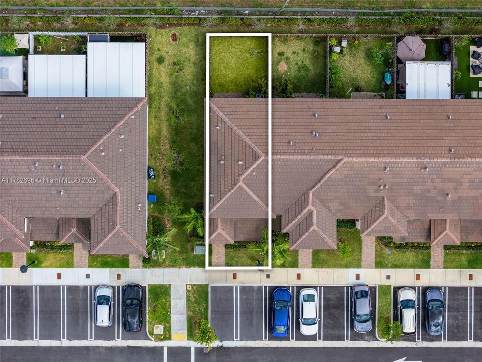 待售: $470,000 (3 贝兹, 3 浴室, 1328 平方英尺)