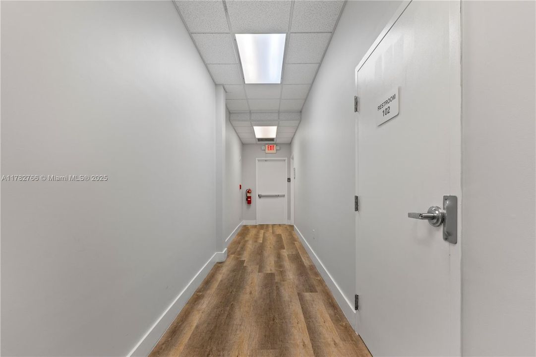 Недавно арендовано: $3,200 (0 спален, 0 ванн, 0 Квадратных фут)