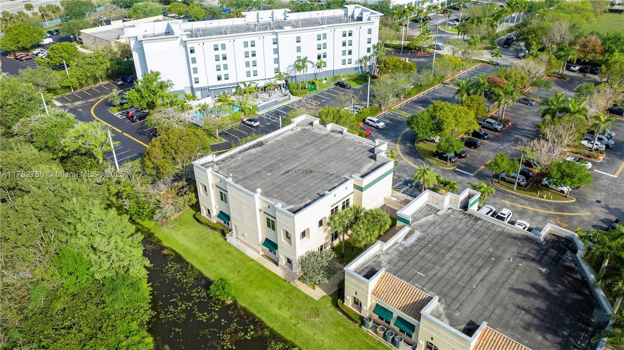 Недавно арендовано: $3,200 (0 спален, 0 ванн, 0 Квадратных фут)