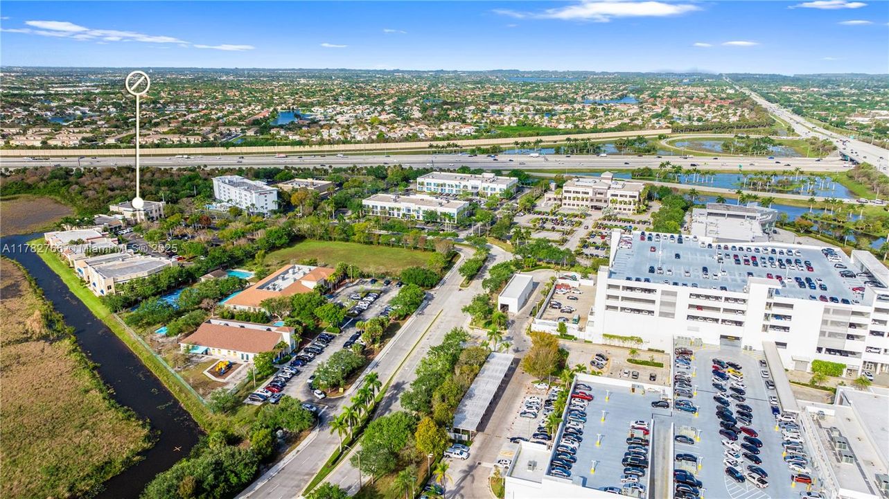 Недавно арендовано: $3,200 (0 спален, 0 ванн, 0 Квадратных фут)