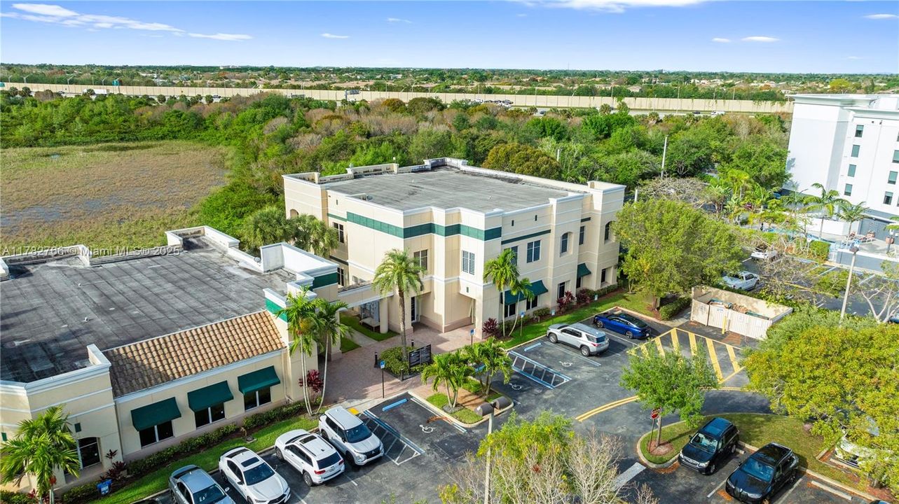 Недавно арендовано: $3,200 (0 спален, 0 ванн, 0 Квадратных фут)