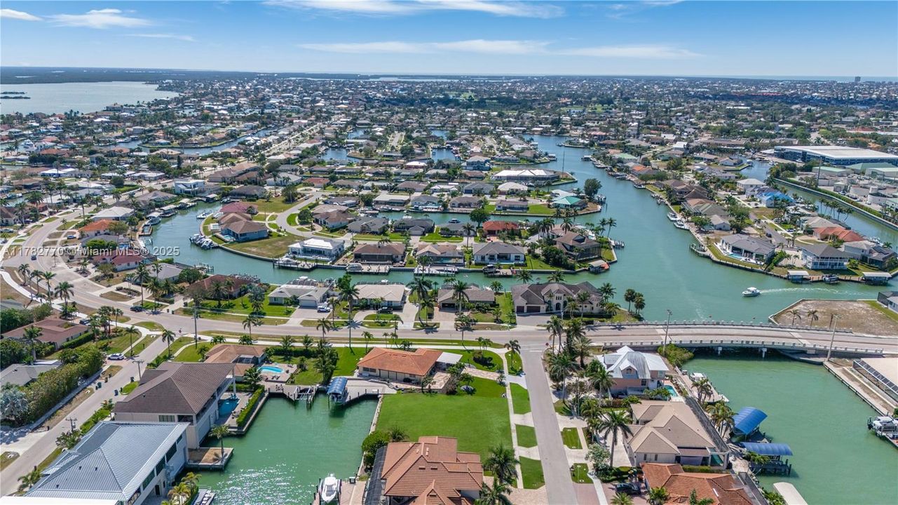 For Sale: $1,800,000 (0.27 acres)