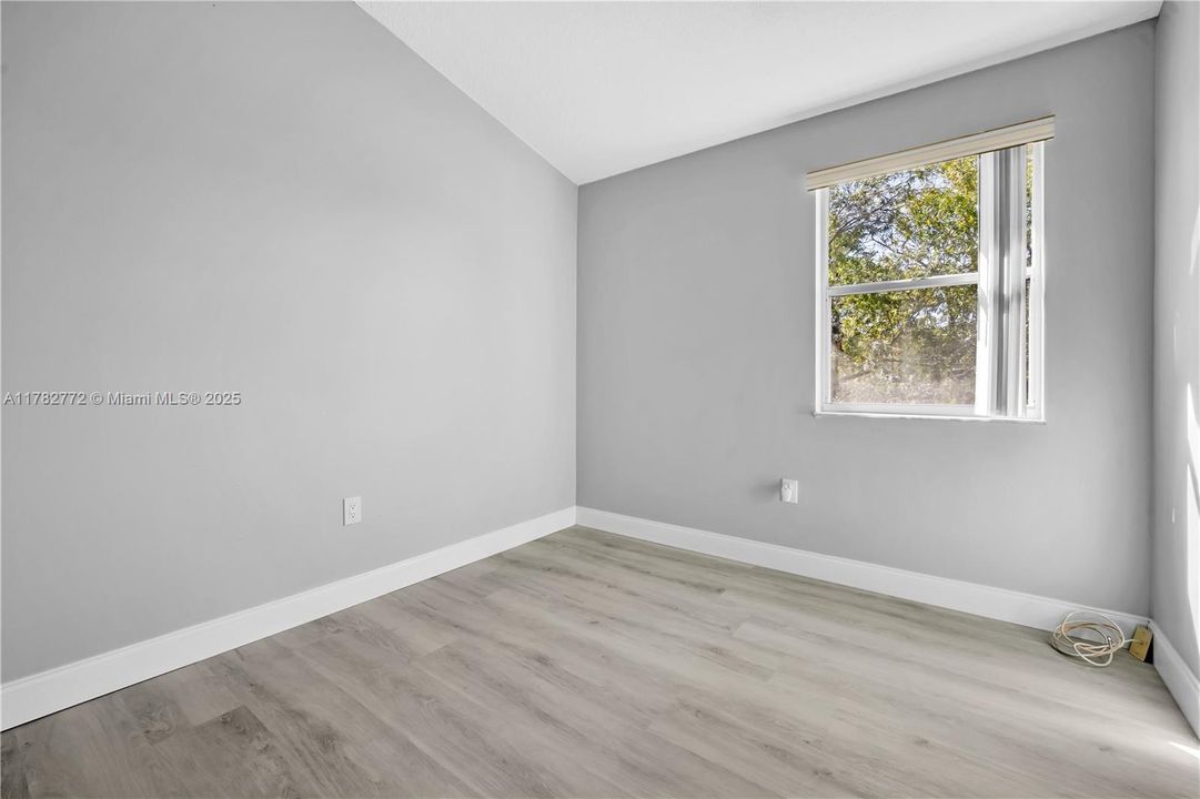 待售: $435,000 (3 贝兹, 2 浴室, 1566 平方英尺)