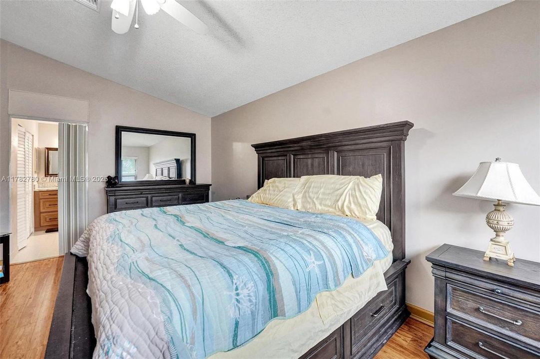 For Sale: $540,000 (3 beds, 2 baths, 1752 Square Feet)