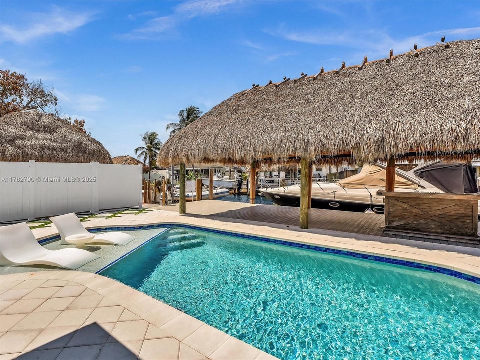 Activo con contrato: $999,999 (2 camas, 3 baños, 1589 Pies cuadrados)