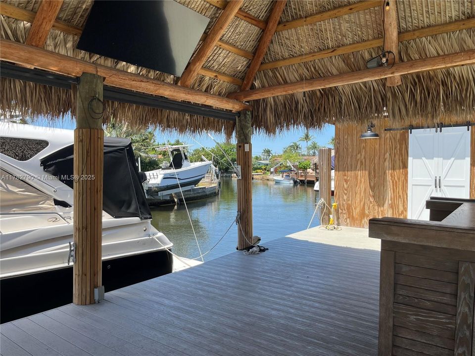 Activo con contrato: $999,999 (2 camas, 3 baños, 1589 Pies cuadrados)