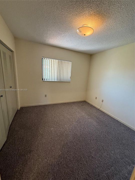 Vendido Recientemente: $289,000 (2 camas, 2 baños, 888 Pies cuadrados)