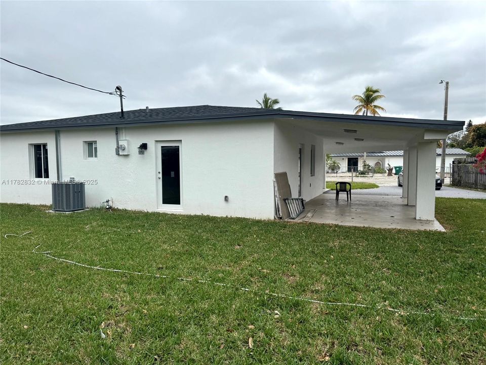 最近售出: $485,000 (3 贝兹, 1 浴室, 1483 平方英尺)