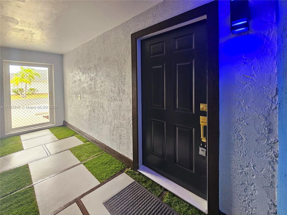 Vendido Recientemente: $299,000 (3 camas, 2 baños, 0 Pies cuadrados)