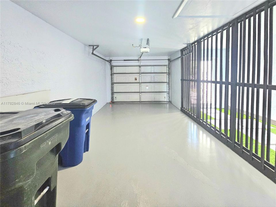 Vendido Recientemente: $299,000 (3 camas, 2 baños, 0 Pies cuadrados)