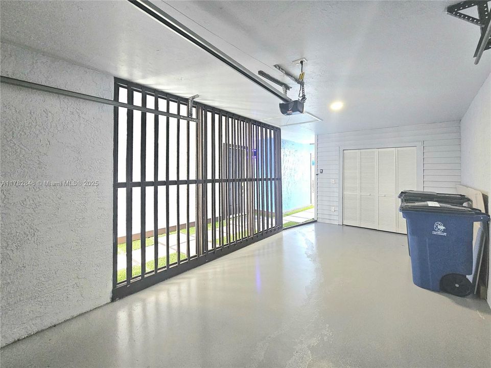 Vendido Recientemente: $299,000 (3 camas, 2 baños, 0 Pies cuadrados)