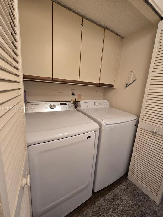 最近租的: $1,800 (1 贝兹, 2 浴室, 1040 平方英尺)