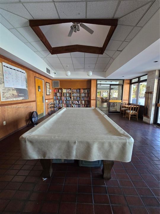 最近租的: $1,800 (1 贝兹, 2 浴室, 1040 平方英尺)