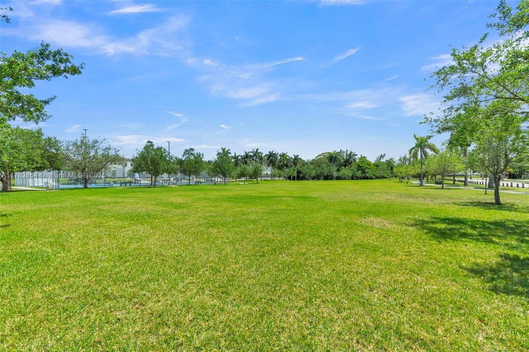 En Venta: $99,900 (0.22 acres)