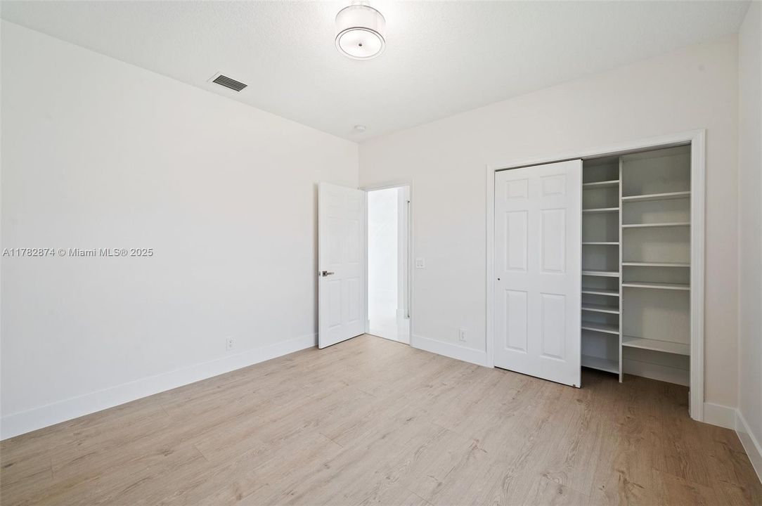 Active With Contract: $1,499,000 (4 beds, 3 baths, 2716 Square Feet)