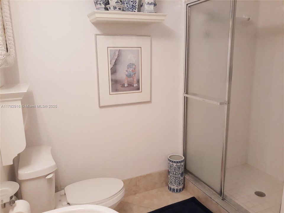 For Rent: $2,925 (2 beds, 2 baths, 1405 Square Feet)