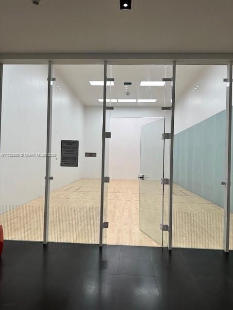 待售: $440,000 (1 贝兹, 1 浴室, 752 平方英尺)