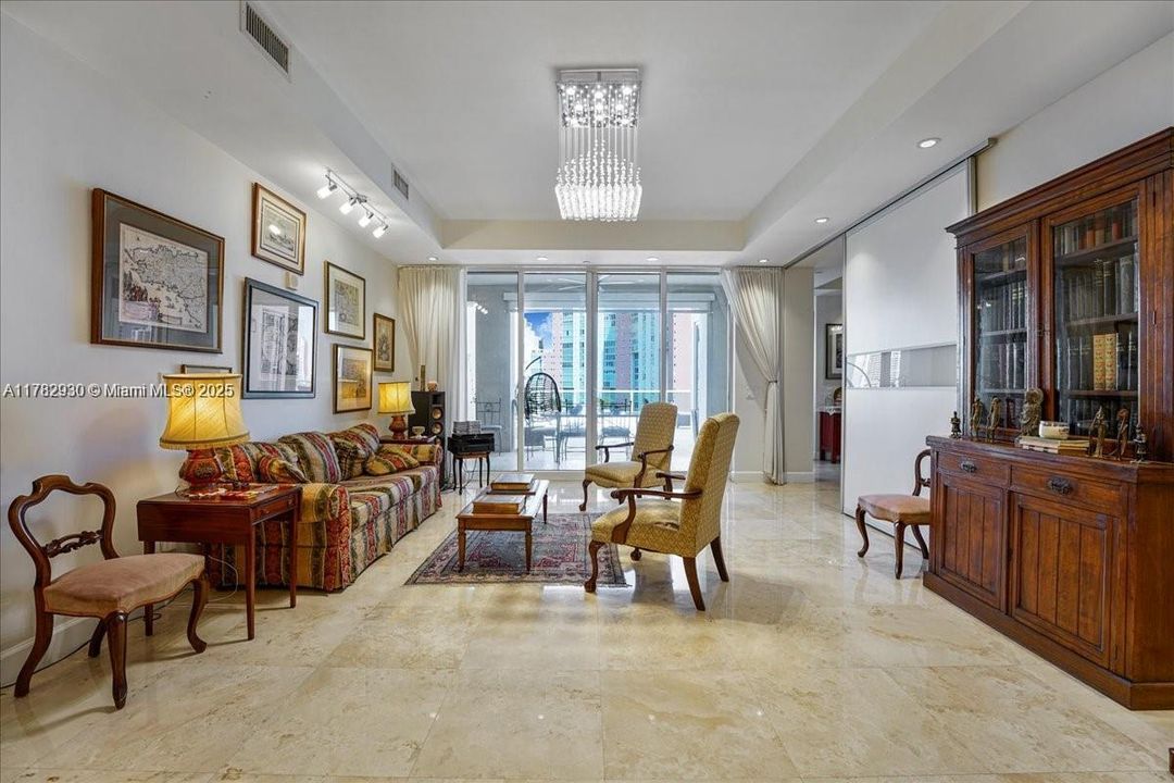 Recently Rented: $7,200 (3 beds, 3 baths, 2497 Square Feet)