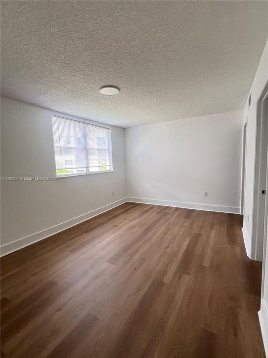 Recientemente alquilado: $2,500 (2 camas, 2 baños, 1197 Pies cuadrados)