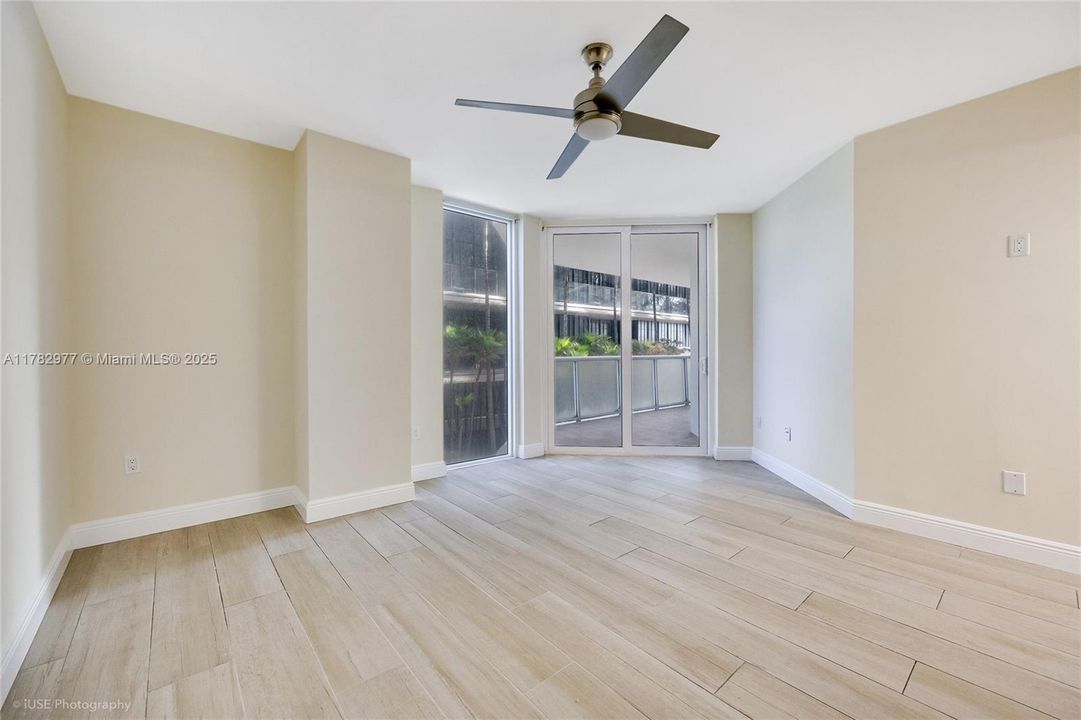 Vendido Recientemente: $735,000 (2 camas, 2 baños, 1410 Pies cuadrados)