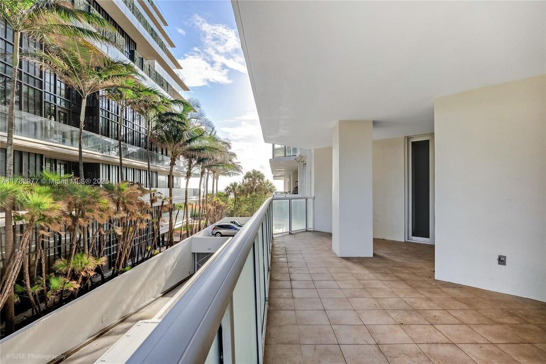 Vendido Recientemente: $735,000 (2 camas, 2 baños, 1410 Pies cuadrados)