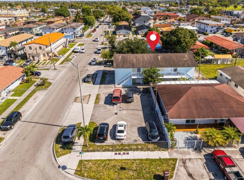 Недавно продано: $1,995,000 (0 спален, 0 ванн, 0 Квадратных фут)