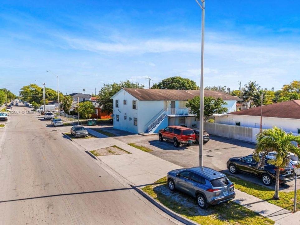 Недавно продано: $1,995,000 (0 спален, 0 ванн, 0 Квадратных фут)