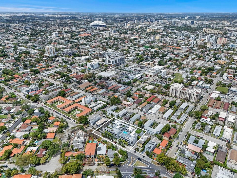 На продажу: $1,399,000 (4 спален, 4 ванн, 2024 Квадратных фут)