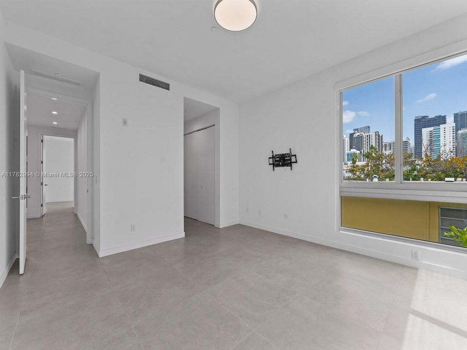 На продажу: $1,399,000 (4 спален, 4 ванн, 2024 Квадратных фут)