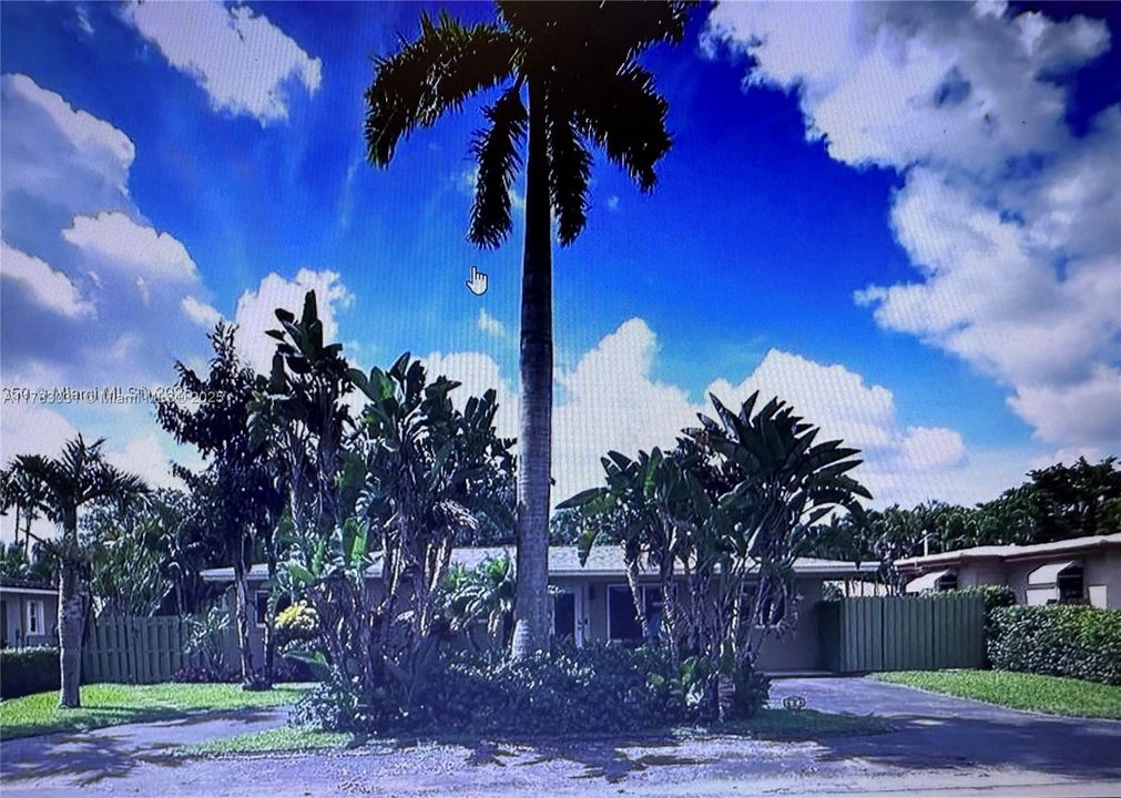 Vendido Recientemente: $699,000 (3 camas, 2 baños, 1330 Pies cuadrados)