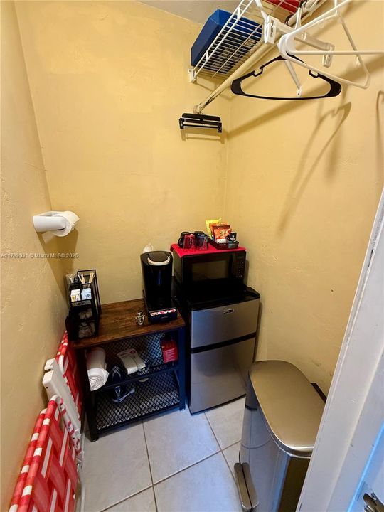 Vendido Recientemente: $699,000 (3 camas, 2 baños, 1330 Pies cuadrados)