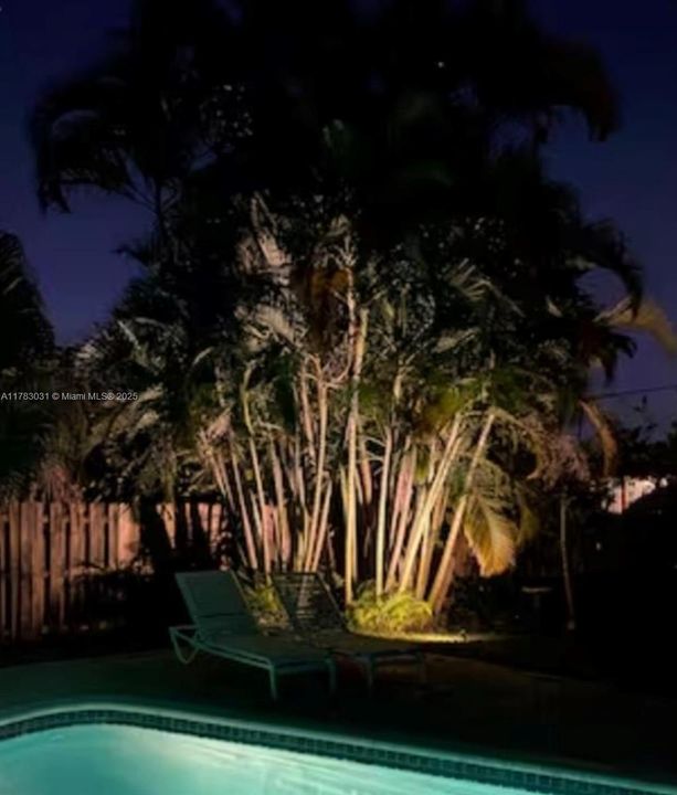 Vendido Recientemente: $699,000 (3 camas, 2 baños, 1330 Pies cuadrados)