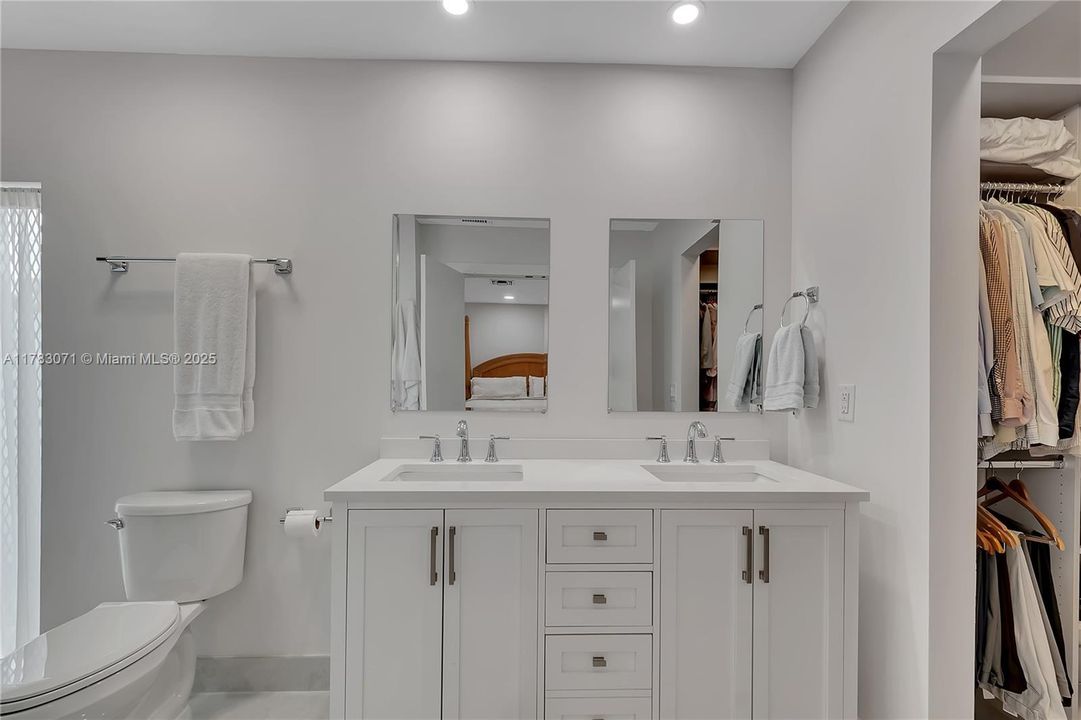 Recientemente alquilado: $4,950 (3 camas, 2 baños, 2268 Pies cuadrados)