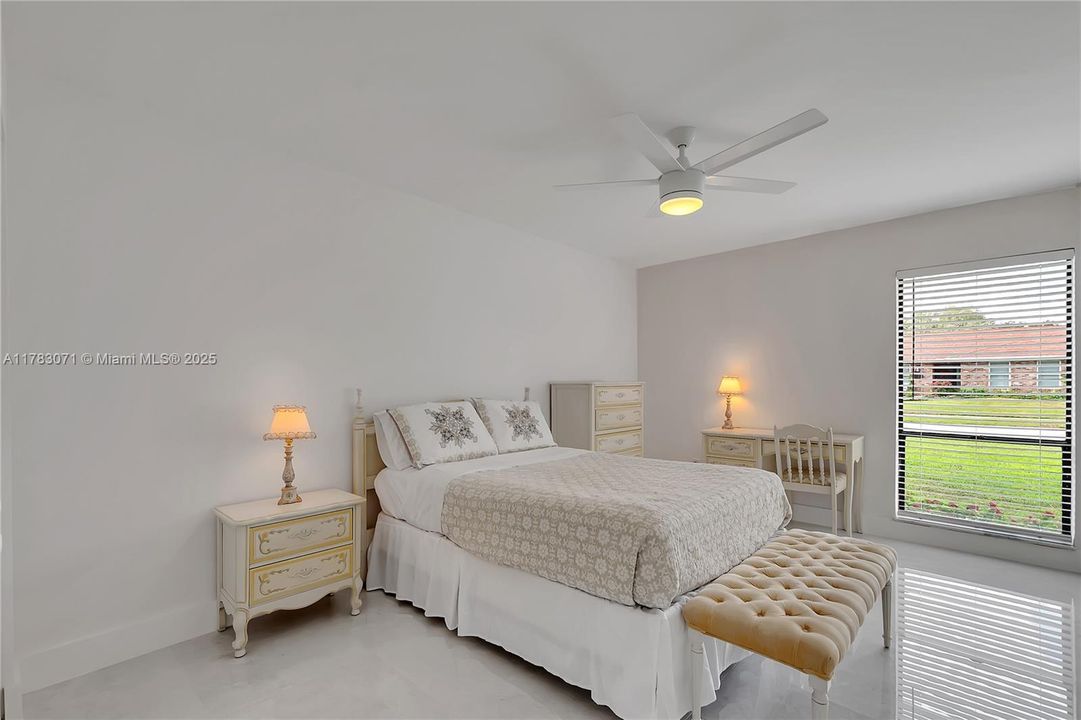 Recientemente alquilado: $4,950 (3 camas, 2 baños, 2268 Pies cuadrados)