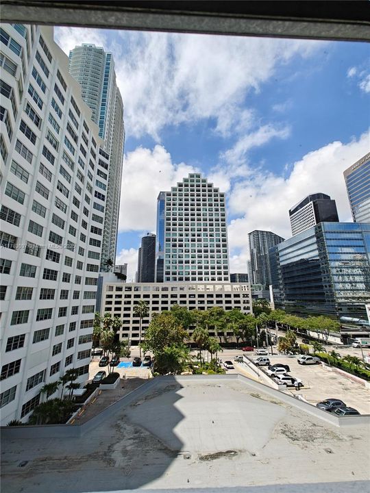 Vendido Recientemente: $384,900 (3 camas, 2 baños, 990 Pies cuadrados)