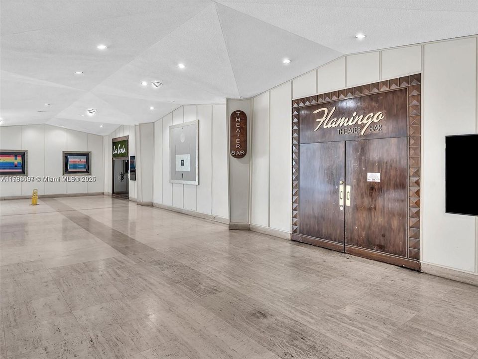 Vendido Recientemente: $384,900 (3 camas, 2 baños, 990 Pies cuadrados)