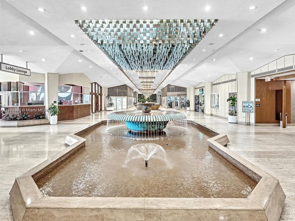 Vendido Recientemente: $384,900 (3 camas, 2 baños, 990 Pies cuadrados)