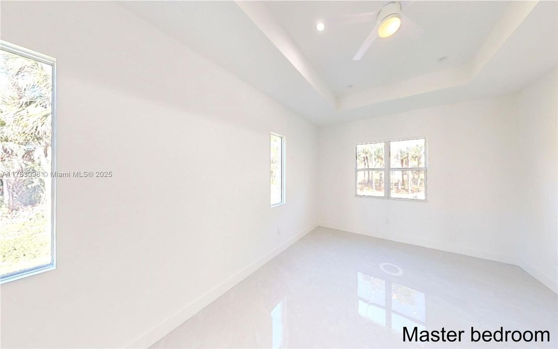 Vendido Recientemente: $940,000 (3 camas, 2 baños, 2924 Pies cuadrados)