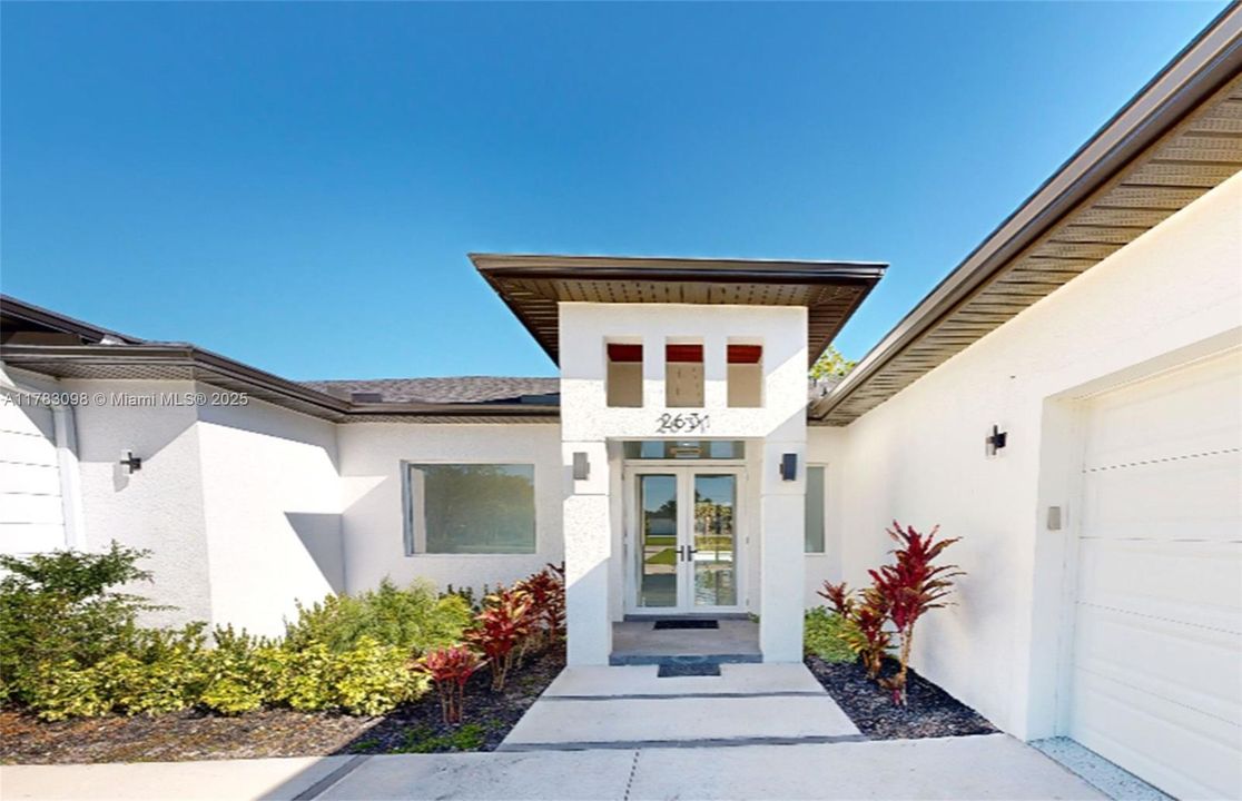 Vendido Recientemente: $940,000 (3 camas, 2 baños, 2924 Pies cuadrados)