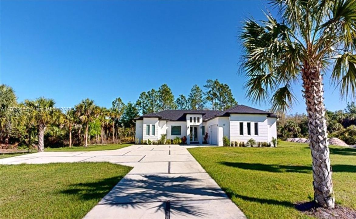 Vendido Recientemente: $940,000 (3 camas, 2 baños, 2924 Pies cuadrados)