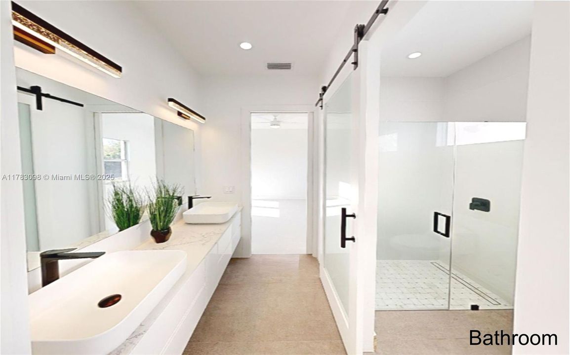 Vendido Recientemente: $940,000 (3 camas, 2 baños, 2924 Pies cuadrados)