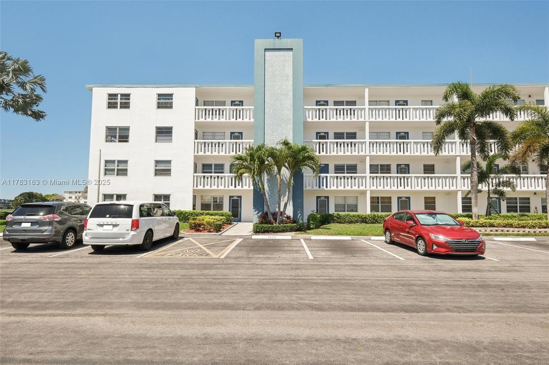 Recently Sold: $99,000 (2 beds, 1 baths, 861 Square Feet)