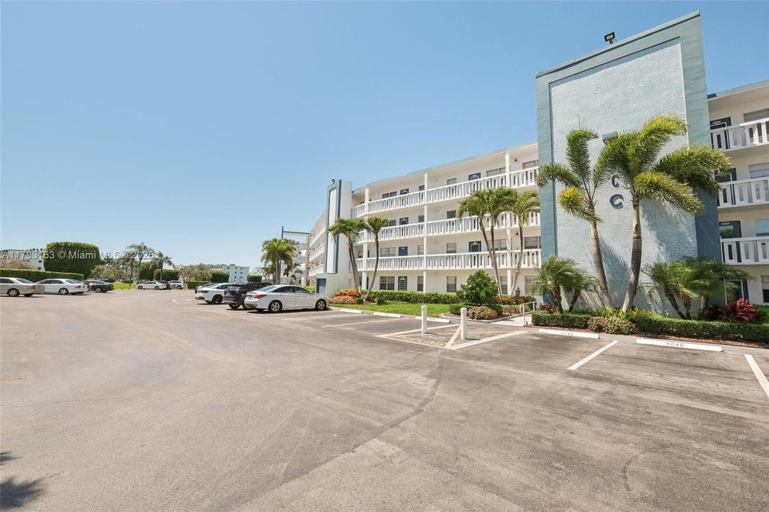 Recently Sold: $99,000 (2 beds, 1 baths, 861 Square Feet)