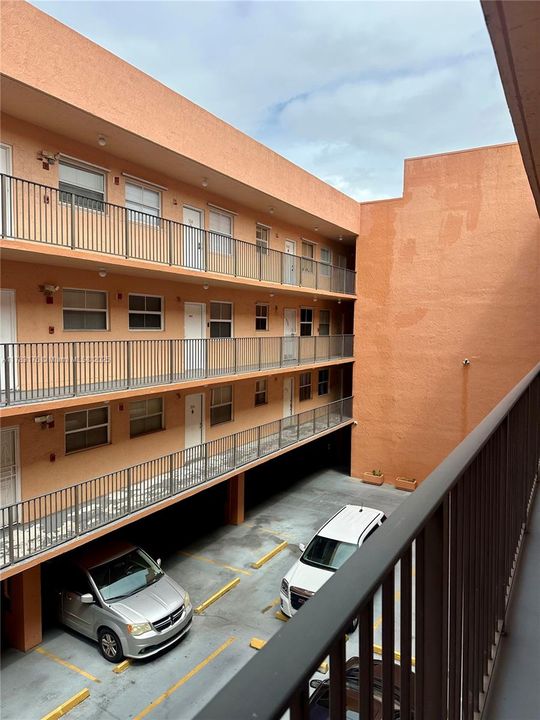 Vendido Recientemente: $230,000 (2 camas, 2 baños, 760 Pies cuadrados)