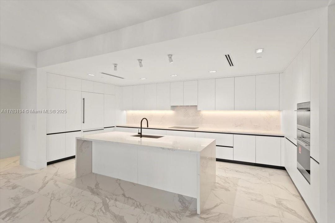 На продажу: $2,999,900 (3 спален, 3 ванн, 2918 Квадратных фут)