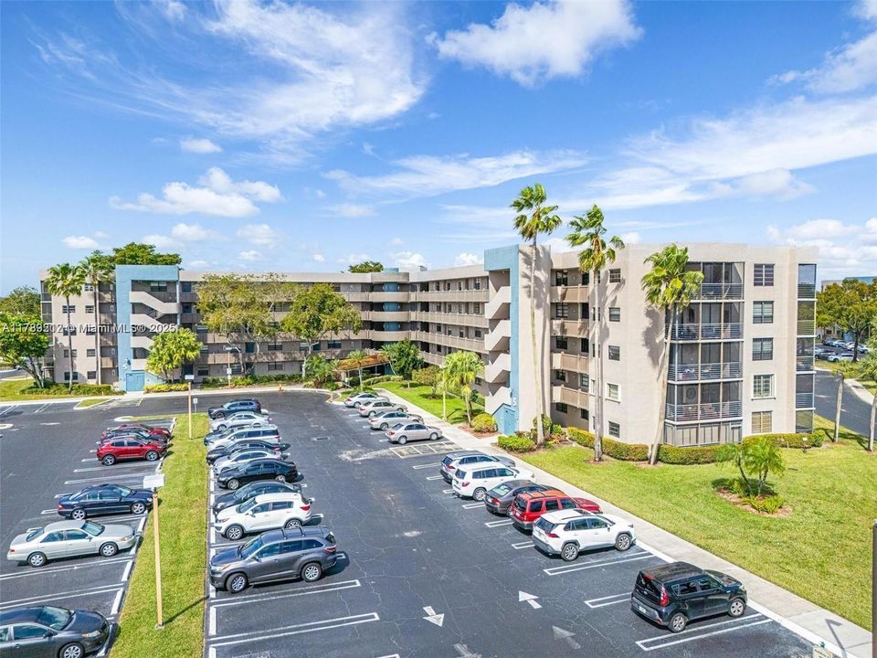 最近售出: $187,999 (2 贝兹, 2 浴室, 1021 平方英尺)