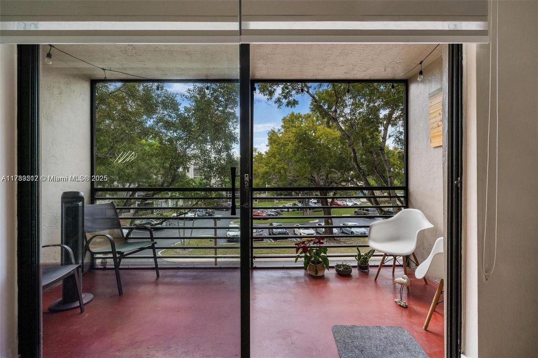 最近售出: $187,999 (2 贝兹, 2 浴室, 1021 平方英尺)