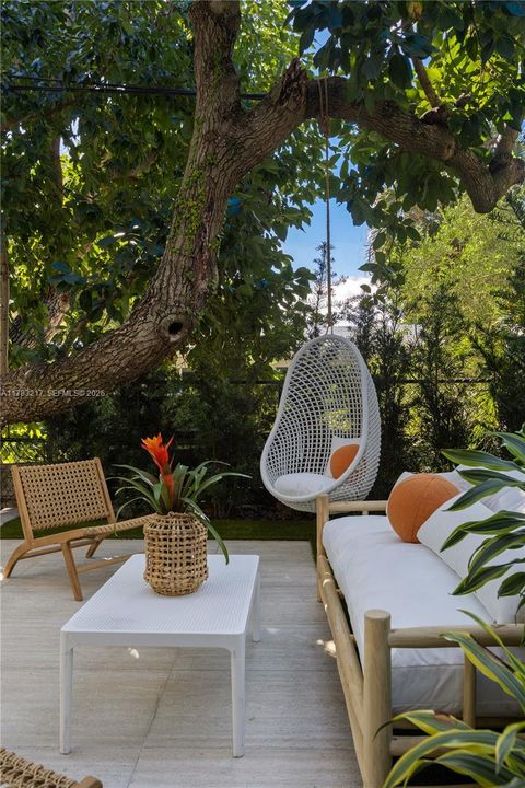 En Venta: $4,299,000 (4 camas, 4 baños, 3500 Pies cuadrados)